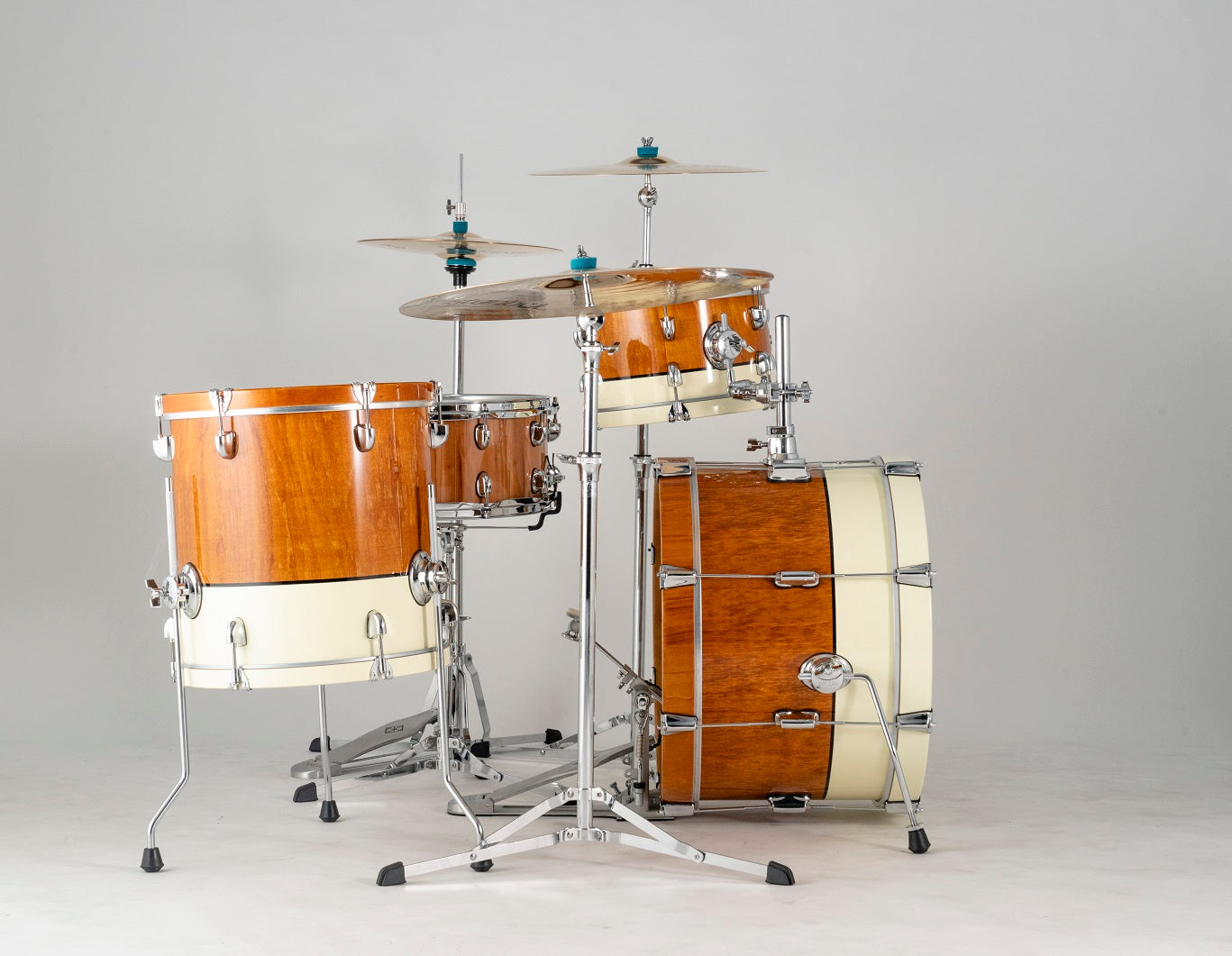 Dixon Little Roomer 3 PCS Natural/Pearl White Laquer
